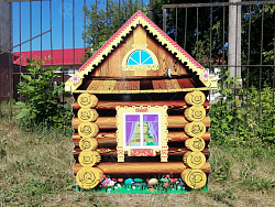 Уличная фигура "Теремок"
