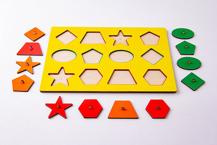 Монтессори Геометрические фигуры №3