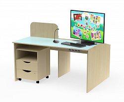 Бабка (сарафан с имитацией блузки и передником, платок на голову).