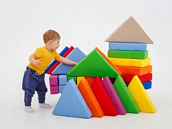 Мягкий конструктор  "Вундеркинд" 
Комплект модулей с магнитными креплениями, 38 элементов, Магматик