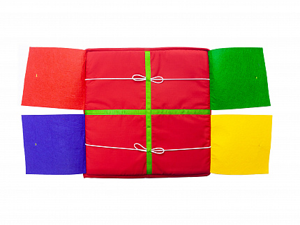 Красный квадрат  "Разноцветные окошки"