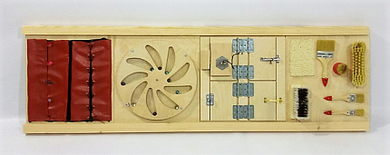 Стенд с тактильно-развивающими панелями №4
