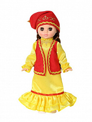 Эля в татарском костюме