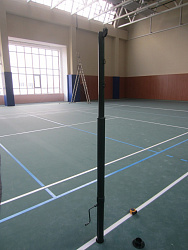 Стойки в/б телескопические со стаканами, крышками и механизмом натяжения сетки