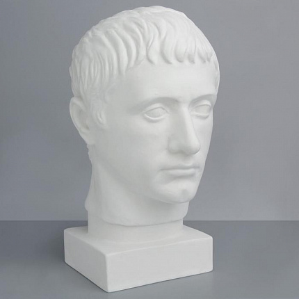Гипсовая голова Германик