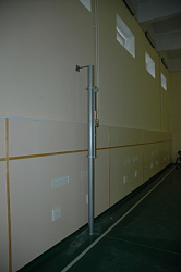 Стойки в/б пристеночные (волейбол, бадминтон, бол.теннис) с мех. натяжения сетки